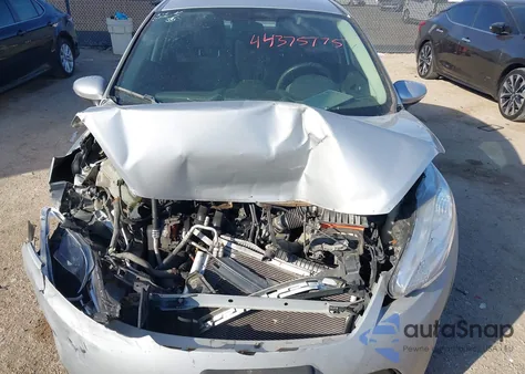 2013 Ford Fiesta Se из США, поврежденный, VIN 3FADP4BJ8DM177205